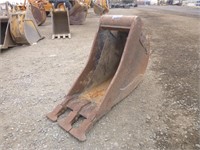 12" Wainroy Backhoe Bucket w/Teeth