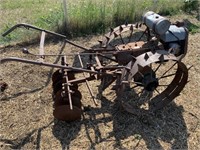 Vintage metal spike wheel tiller, 2 cylinders unkn