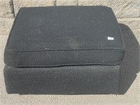 OTTOMAN ON CASTERS 20X21X13 INCHES