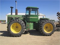 1984 John Deere (JD) 8640 Tractor