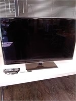 Samsung 48-in TV with remote