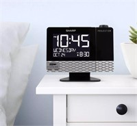 Sharp Projection Alarm Clock with Usb Charge Port