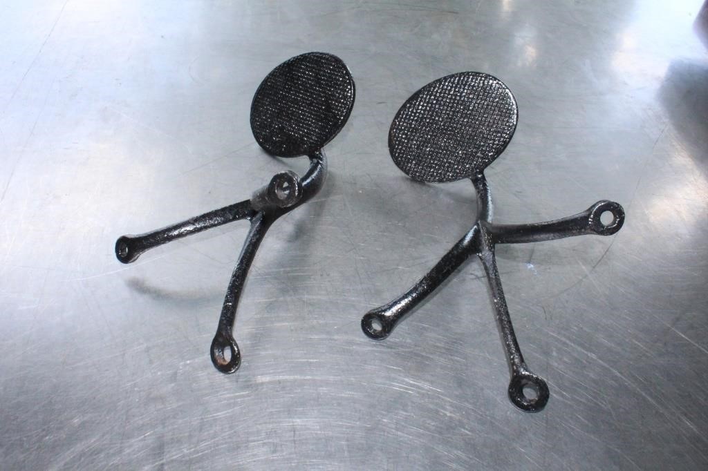 Pair of cast buggy steps