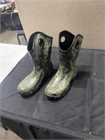 Herman Survivors size 12 boots