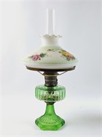 Aladdin Green Corinthian Oil Lamp w/Shade