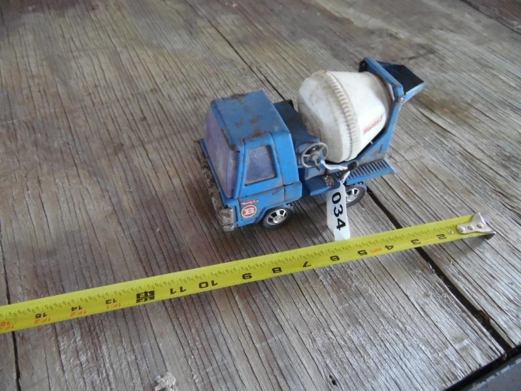 BUDDY L TOY CEMENT TRUCK