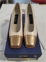 Stuart Weitzman - (Size 5) Shoes