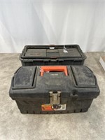 Set of 2 plastic toolboxes