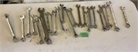 Assorted wrenches