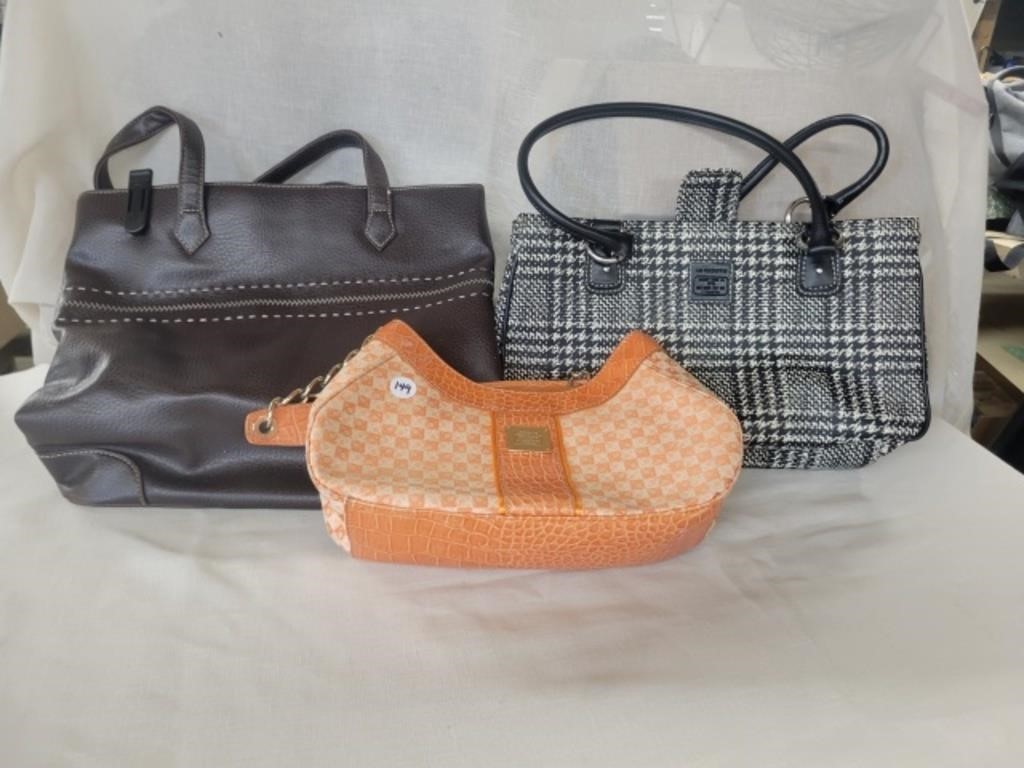 Liz Claiborne Handbags