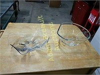 2 large decorative glass bowls