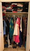 Ladies Clothes Closet Lot B