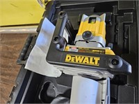 New Dewalt Rotary Laser with Tripod  & Pole Works