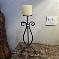 3 Footed Rod Iron Candleholder & Candle