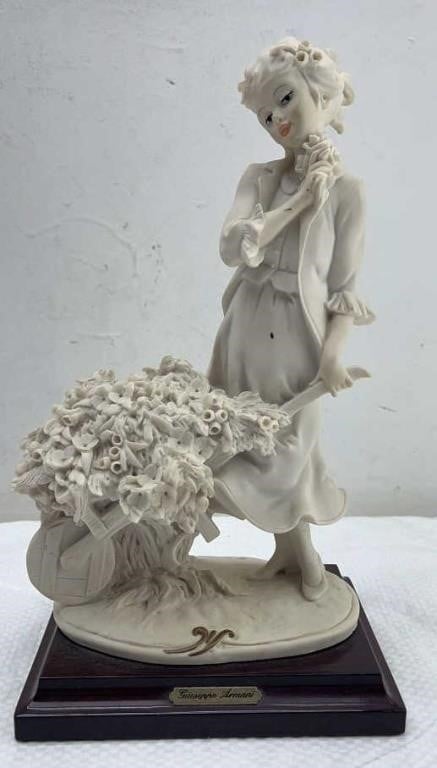 Giuseppe Armani Figurine Florence Italy 1988 Girl