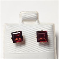 $160 14K Yellow Gold Filled Garnet(0.8ct) Earrings