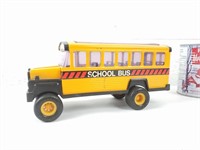 Autobus scolaire Buddy L, 1981