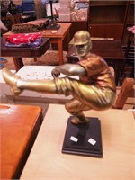 Composite statue of baseball pitcher
