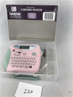 Scrapbook label maker