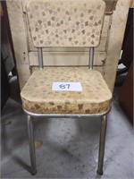 Retro Padded Dining Room Chair