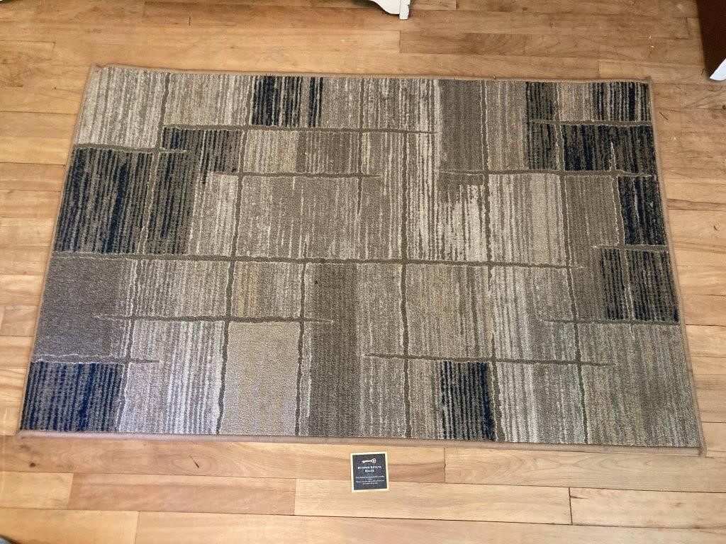 Geometric Floor Mat 2.5' x 4'