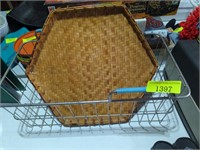 Vintage Basket/ Woven tray