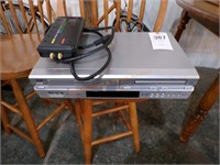 JVC DVD player and vhs player, with remote