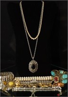 Assorted vintage and costume jewelry