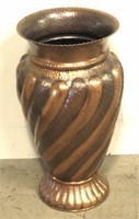 Lilium Metal Floor Vase