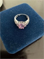 925 ring with stunning amethyst gemstone