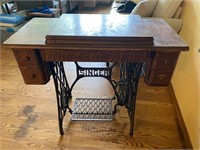 Antique Oak Singer Sewing Machine & Table