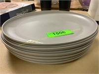 8ct plastic plates