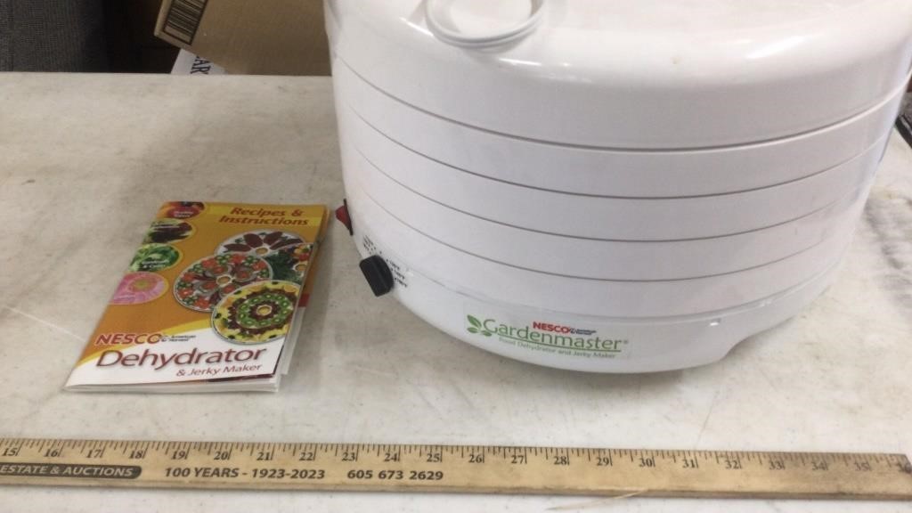 Dehydrator