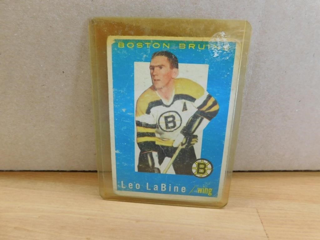 Collectible Hockey, Baseball Cards and Memorabilia Auction