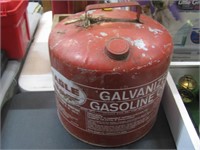 Metal gas can 5 gallon