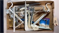 11Bracket hardware & clamps / hinges