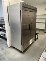 CENTRAL T-49-HC DOUBLE DOOR REFRIGERATOR UNIT.