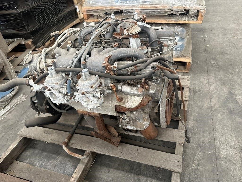 Jaguar V12 Petrol Engine (Believed from XJS)