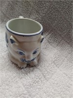 Vintage Seymour Mann Chine Blue/White Cat Tea Cup