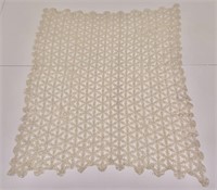 Crochet crib spread - cream - 55" x 70"
