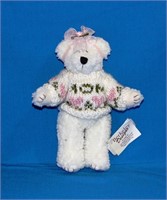 Berkley Design Mom Bear w/ Sweater