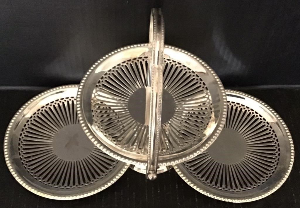 VINTAGE SILVER PLATE COLLAPSABLE SERVING PIECE