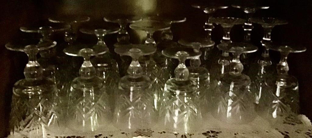 LOT OF WATERFORD CRYSTAL DRINK GLASSES