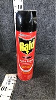 raid ant and roach spray