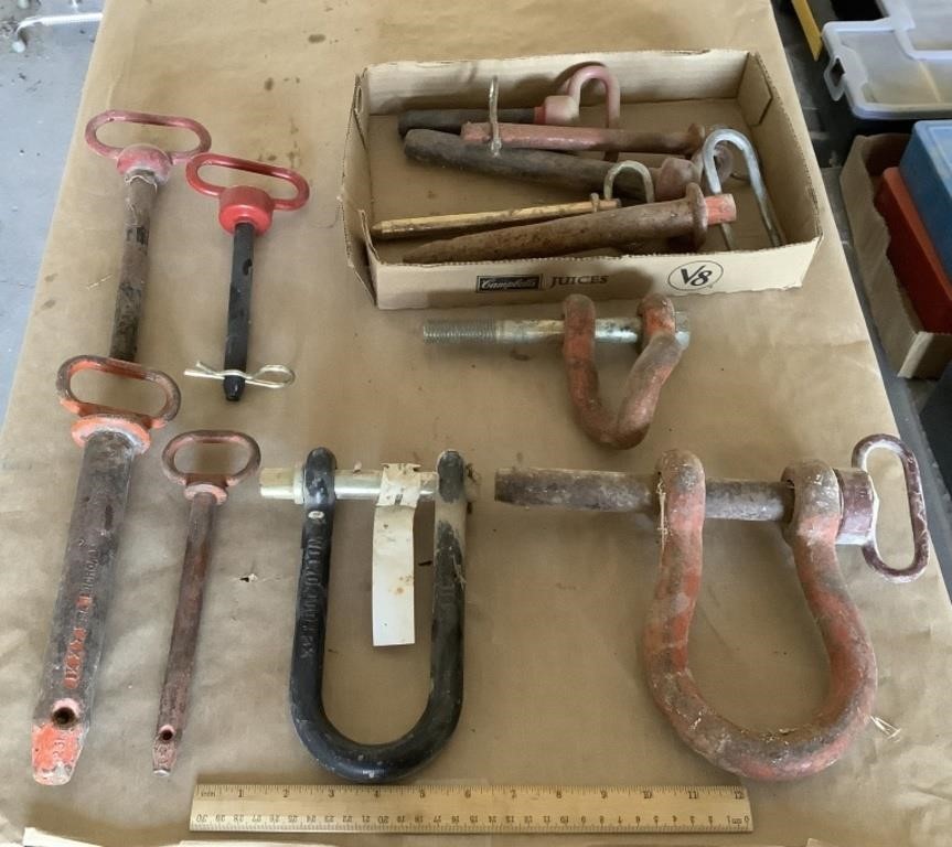 Lot w/ hitch pins & clevises