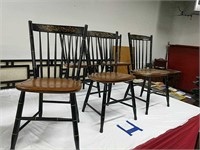 Set Of 5 Hitchcock Chairs