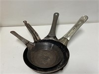 6-8Inch Old Metal Frying Pans (4)