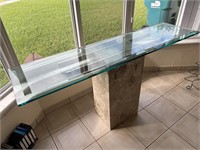 GLASS TOP PEDESTAL ENTRY TABLE
