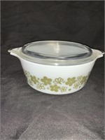 PYREX SPRING BLOSSOM 6.5 X 3 “ DISH W/ LID