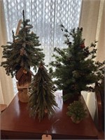 Set of 5 artificial trees